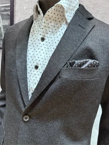 JOSEPH ABBOUD 二澤 コーディネート画像