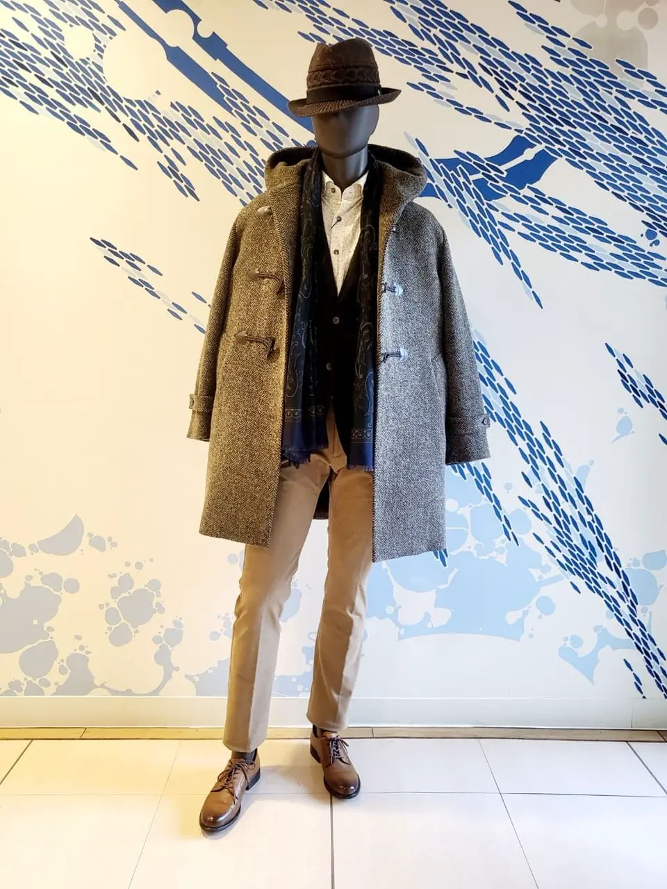 JOSEPH ABBOUD 亀井 コーディネート画像