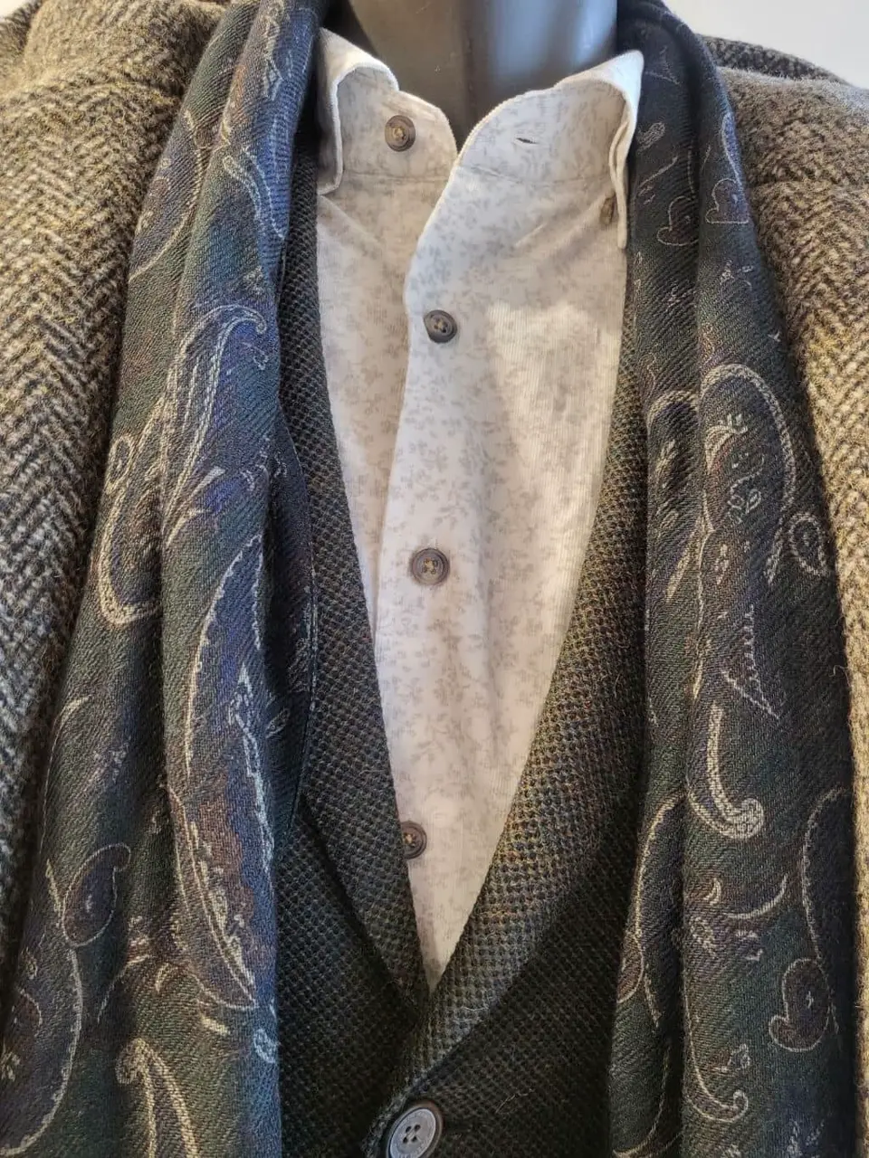 JOSEPH ABBOUD 亀井 コーディネート画像