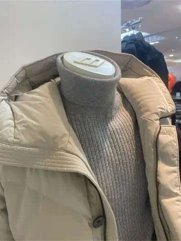 JOSEPH ABBOUD 坪井 コーディネート画像