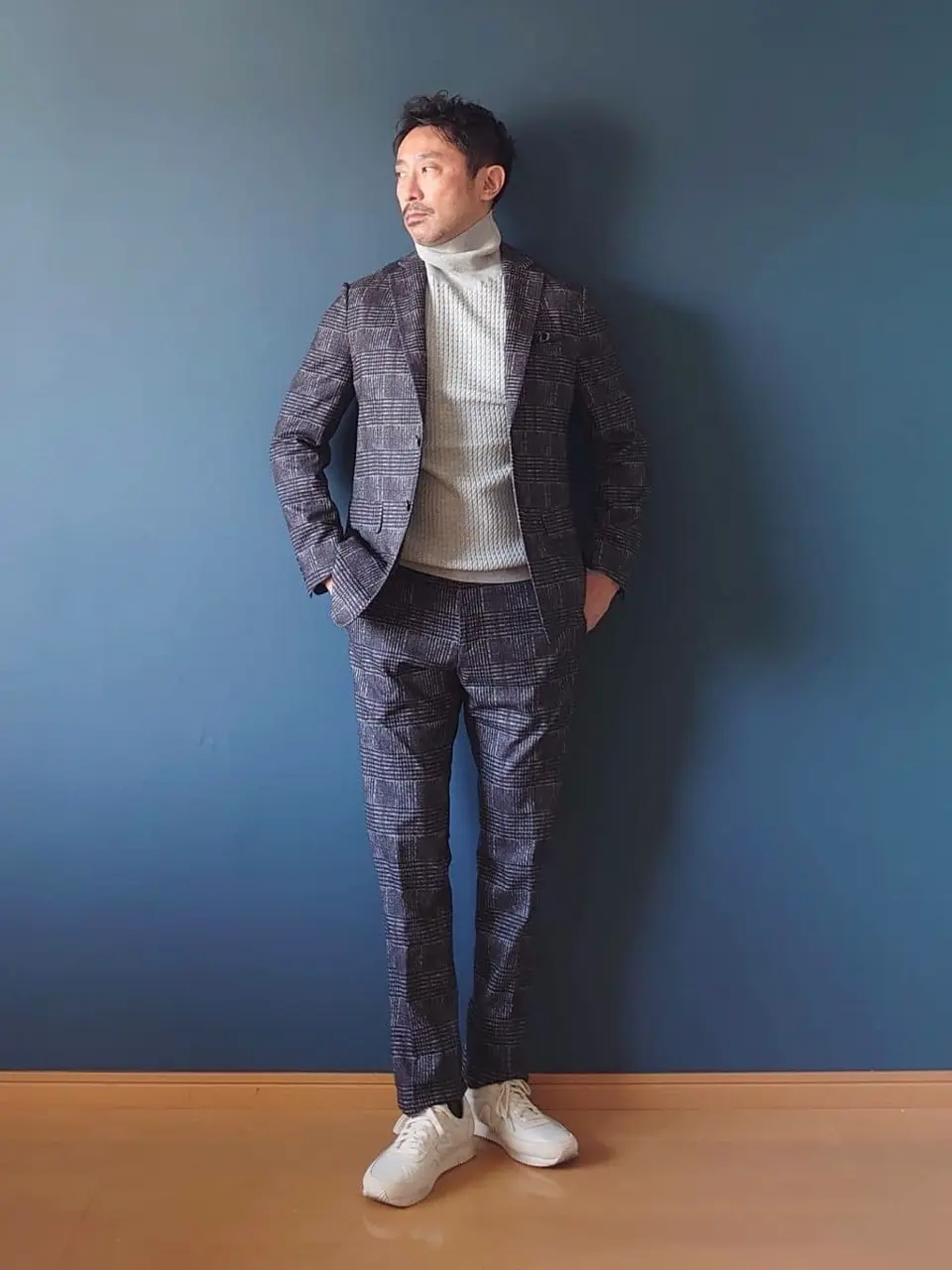 JOSEPH ABBOUD 安東 コーディネート画像