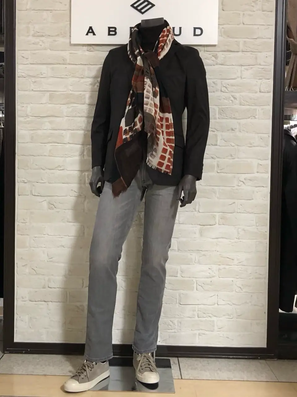 JOSEPH ABBOUD 山口 コーディネート画像