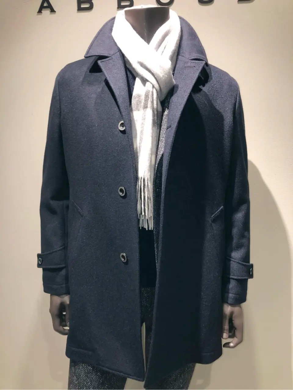 JOSEPH ABBOUD 川田 コーディネート画像