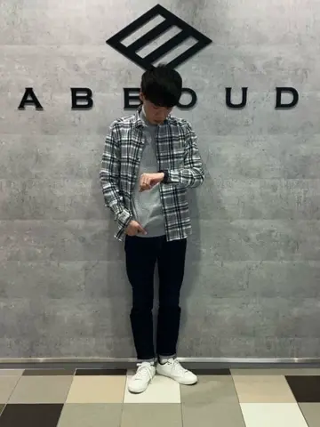 JOSEPH ABBOUD 足立 コーディネート画像