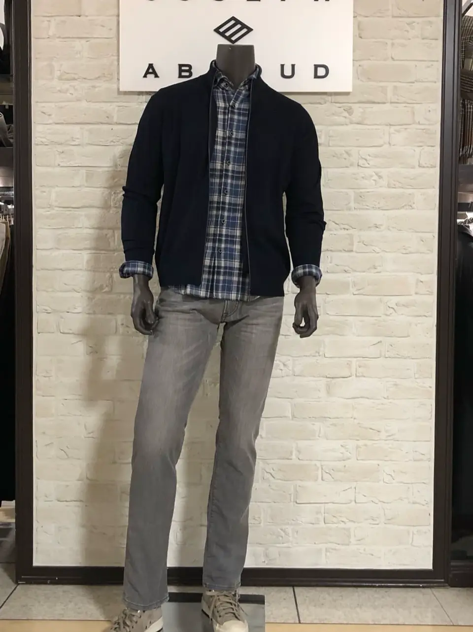 JOSEPH ABBOUD 山口 コーディネート画像