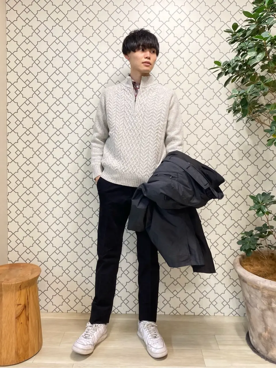 JOSEPH ABBOUD 加藤晴暉 コーディネート画像