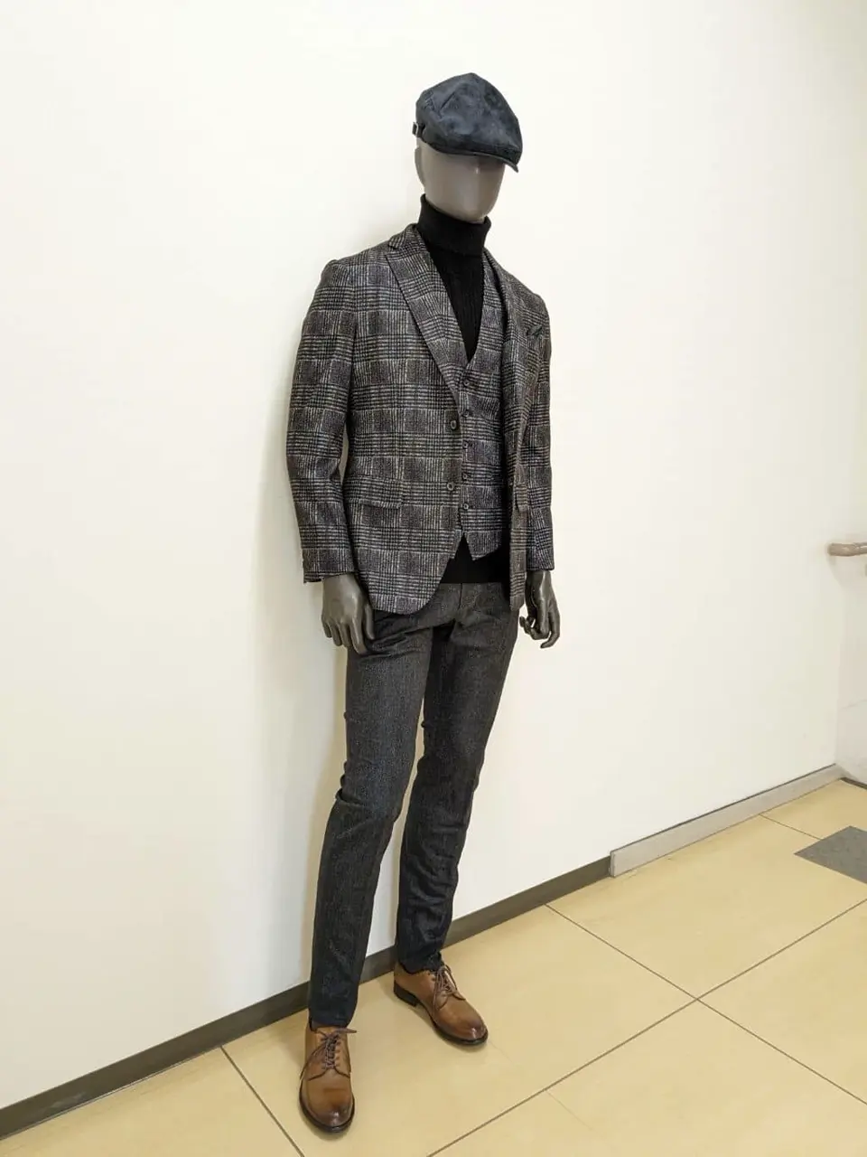 JOSEPH ABBOUD 大久 コーディネート画像