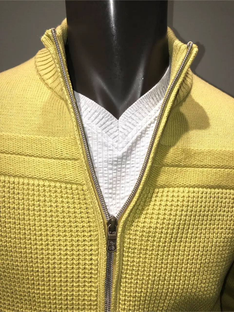 JOSEPH ABBOUD 川田 コーディネート画像