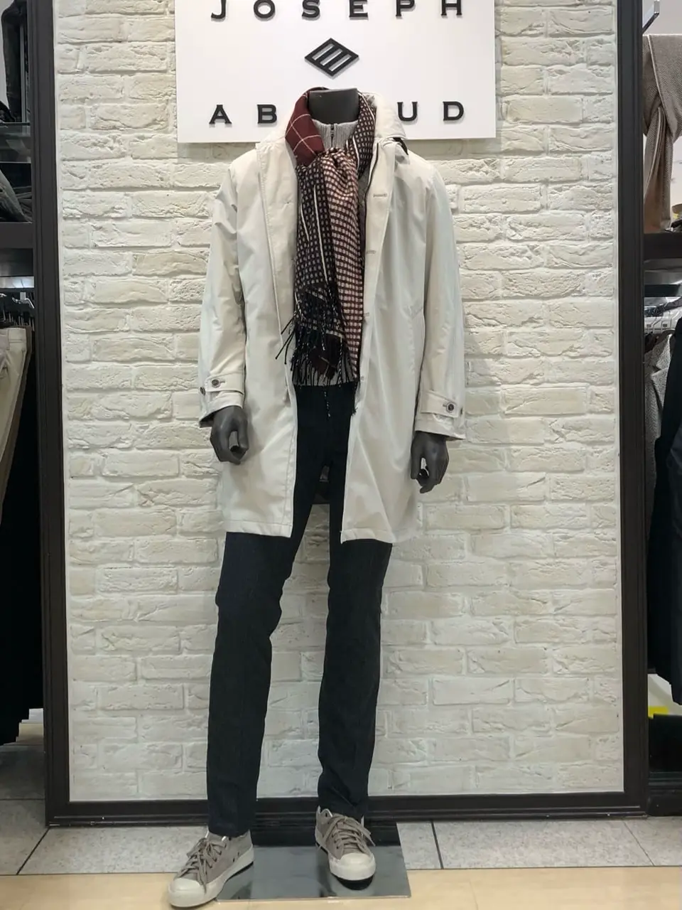 JOSEPH ABBOUD 山口 コーディネート画像