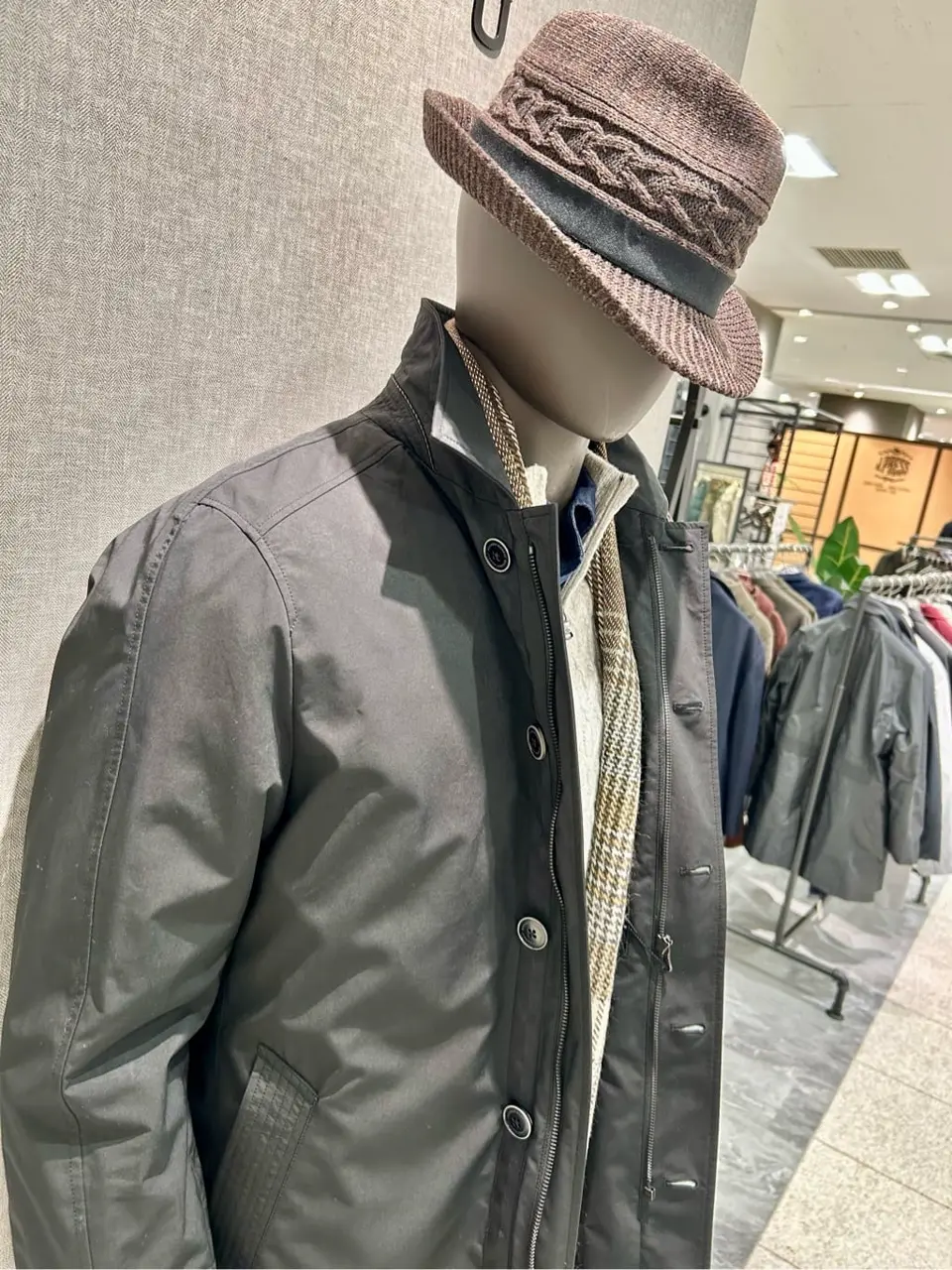 JOSEPH ABBOUD 上田 コーディネート画像