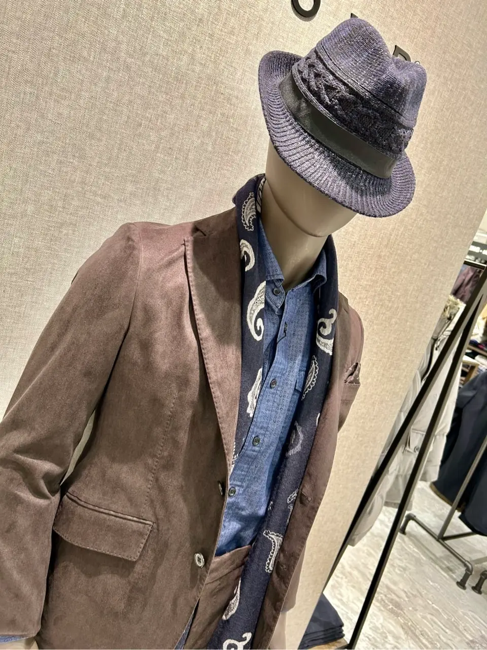 JOSEPH ABBOUD 上田 コーディネート画像