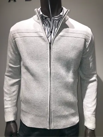 JOSEPH ABBOUD 川田 コーディネート画像