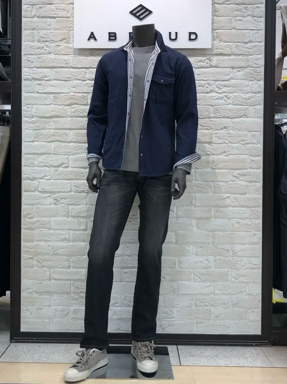 JOSEPH ABBOUD 山口 コーディネート画像