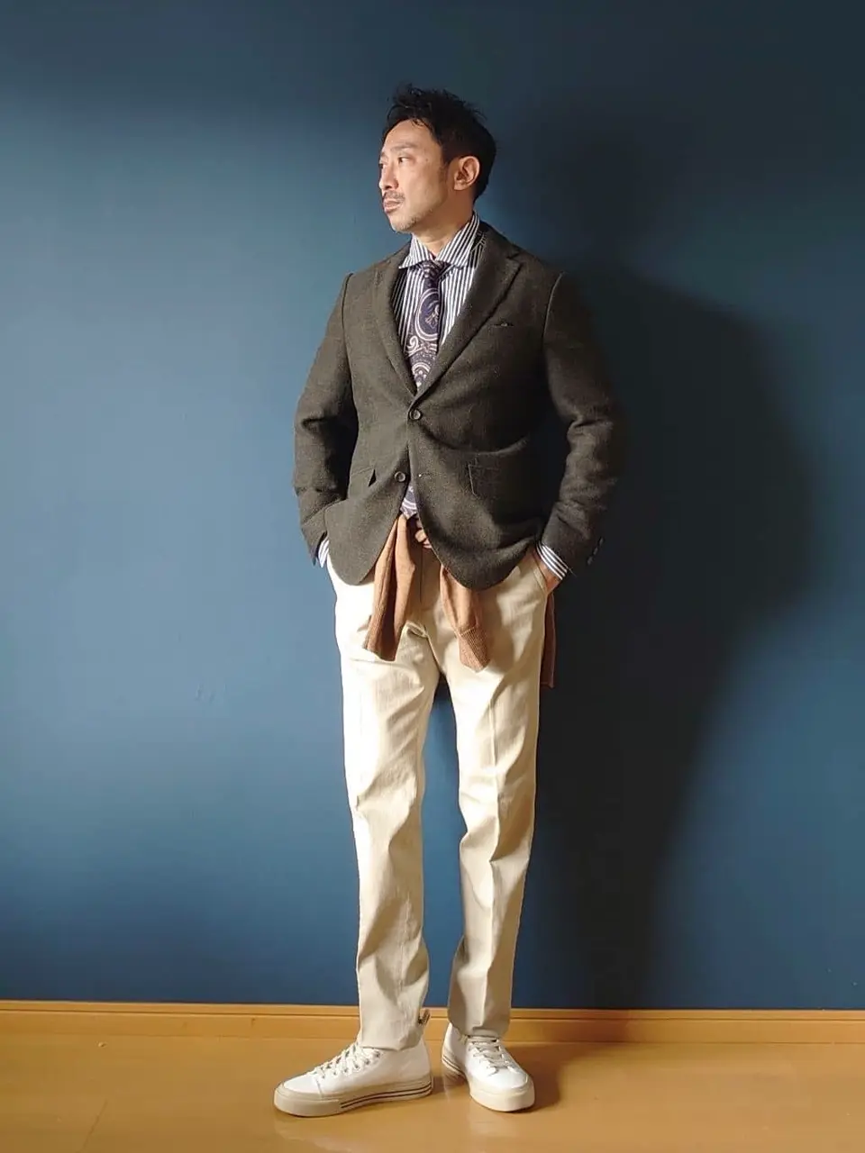 JOSEPH ABBOUD 安東 コーディネート画像