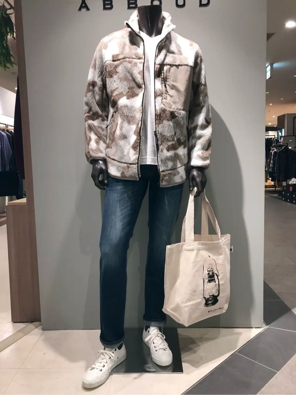 JOSEPH ABBOUD 川田 コーディネート画像