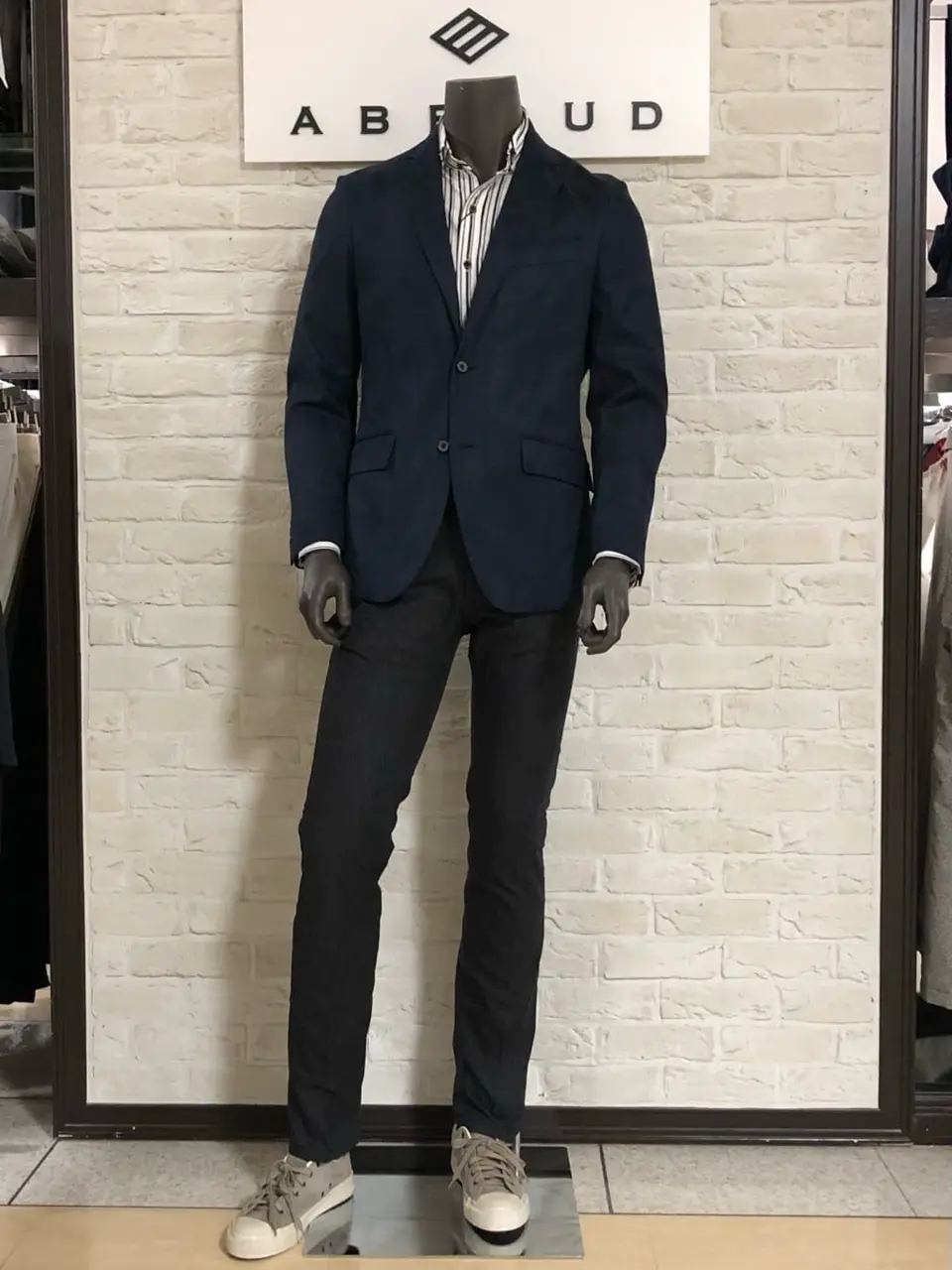 JOSEPH ABBOUD 山口 コーディネート画像