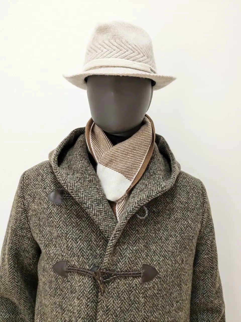 JOSEPH ABBOUD 大久 コーディネート画像