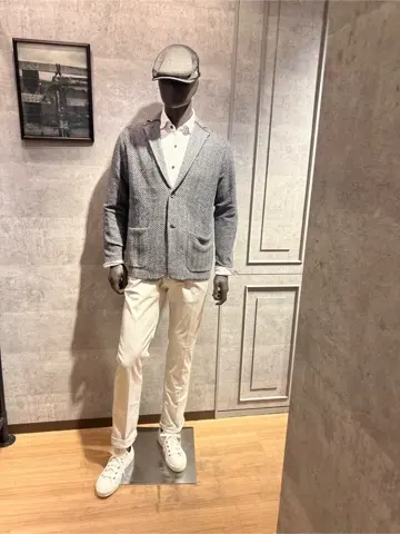 JOSEPH ABBOUD 上條 コーディネート画像