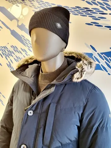 JOSEPH ABBOUD 亀井 コーディネート画像