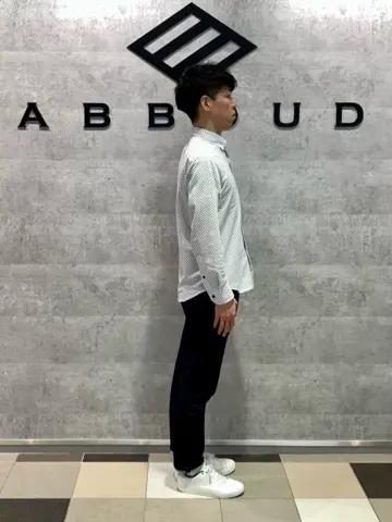 JOSEPH ABBOUD 足立 コーディネート画像