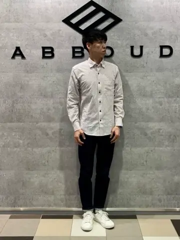 JOSEPH ABBOUD 足立 コーディネート画像