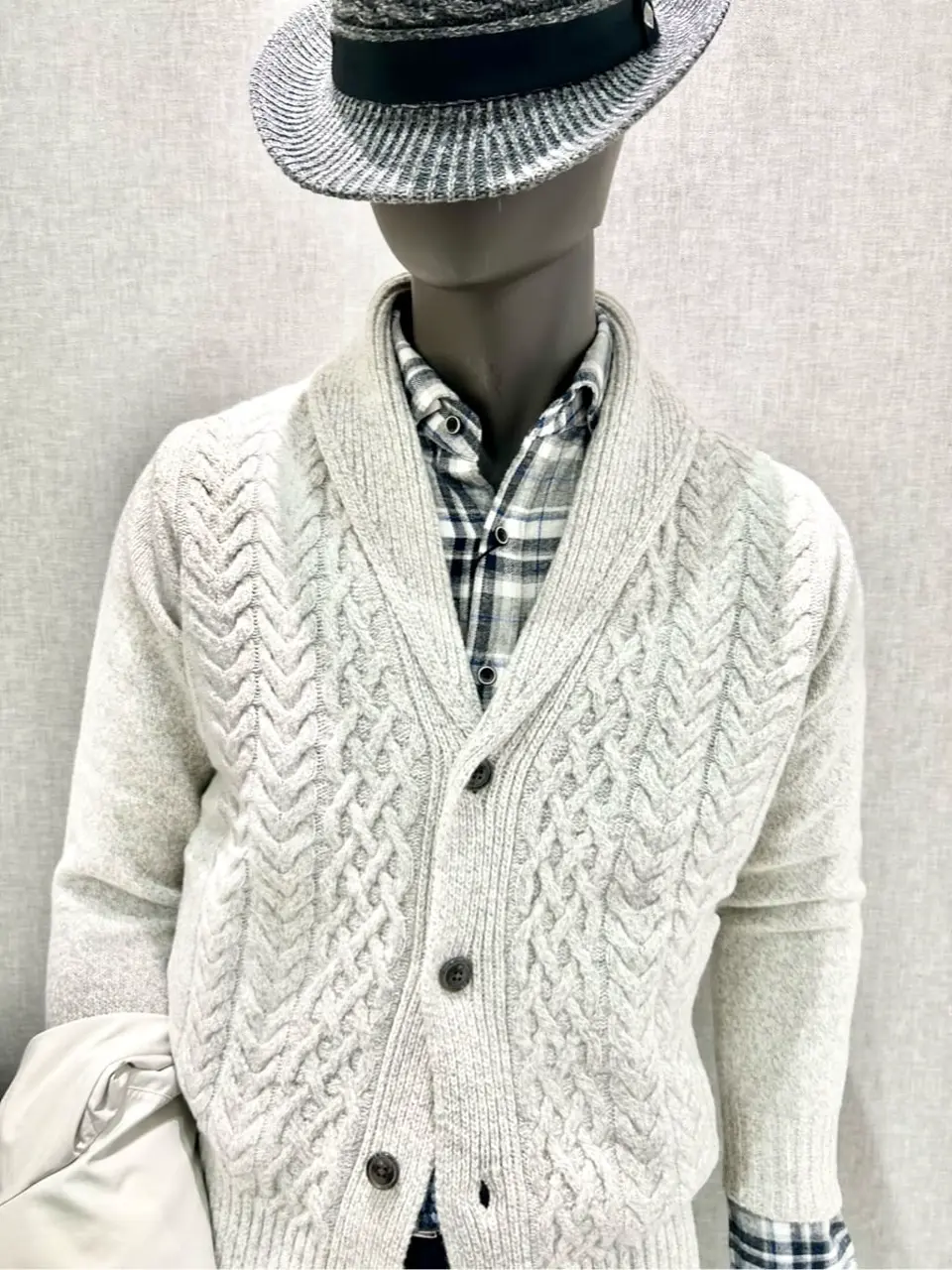 JOSEPH ABBOUD 上田 コーディネート画像