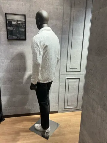 JOSEPH ABBOUD 上條 コーディネート画像