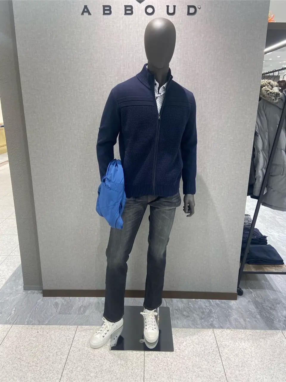 JOSEPH ABBOUD たかい　かおり コーディネート画像