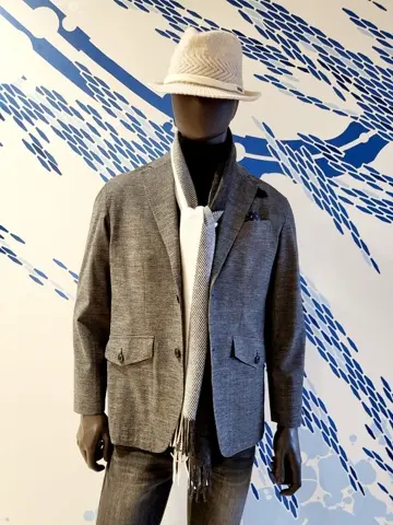 JOSEPH ABBOUD 亀井 コーディネート画像