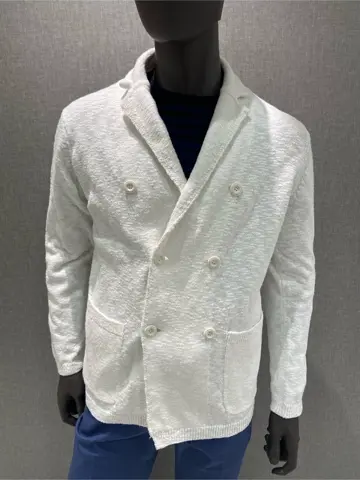 JOSEPH ABBOUD たかい　かおり コーディネート画像