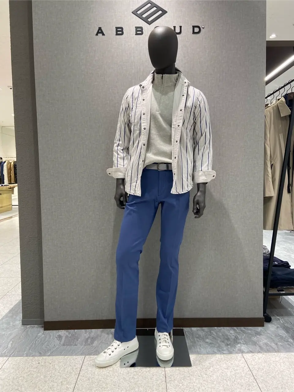 JOSEPH ABBOUD たかい　かおり コーディネート画像