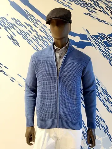 JOSEPH ABBOUD 亀井 コーディネート画像