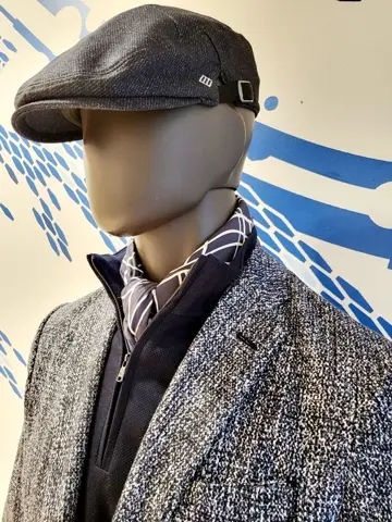 JOSEPH ABBOUD 亀井 コーディネート画像