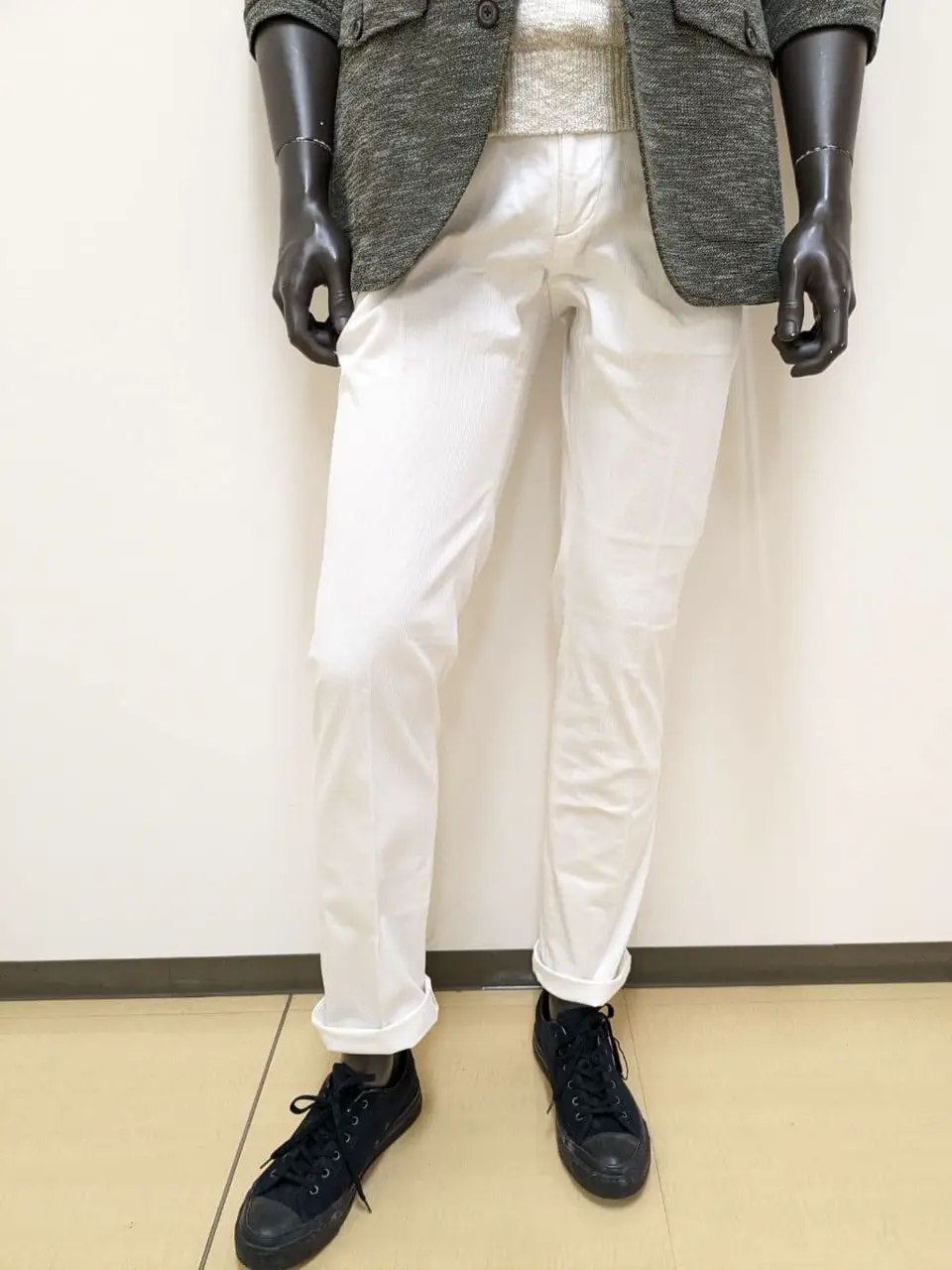 JOSEPH ABBOUD 大久 コーディネート画像