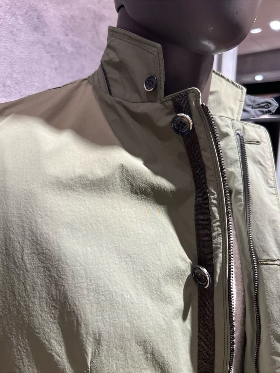 JOSEPH ABBOUD 上條 コーディネート画像