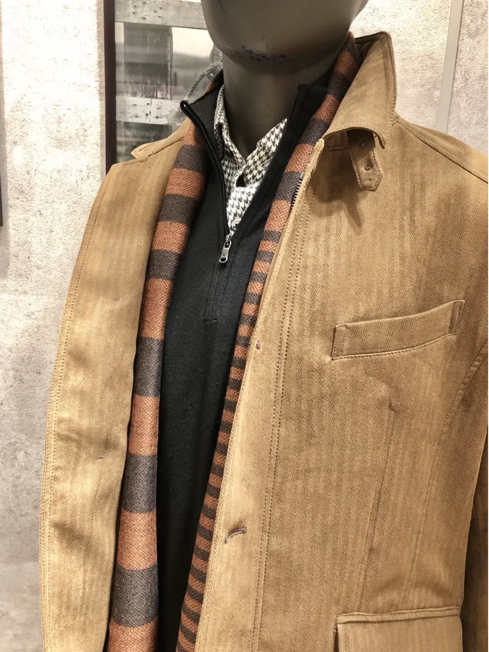 JOSEPH ABBOUD 二澤 コーディネート画像