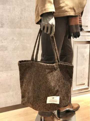 JOSEPH ABBOUD 二澤 コーディネート画像