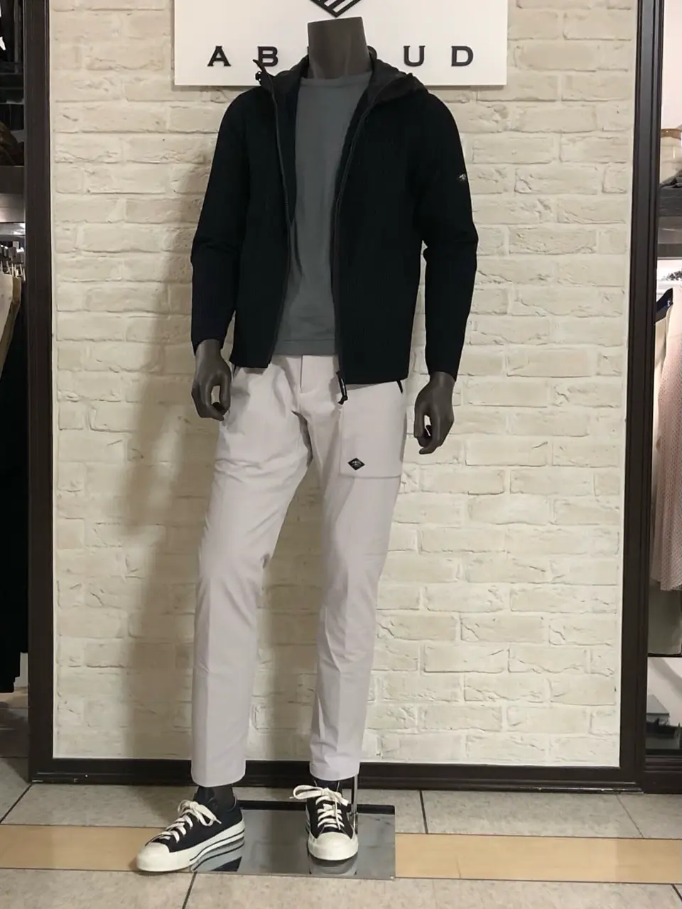 JOSEPH ABBOUD 山口 コーディネート画像