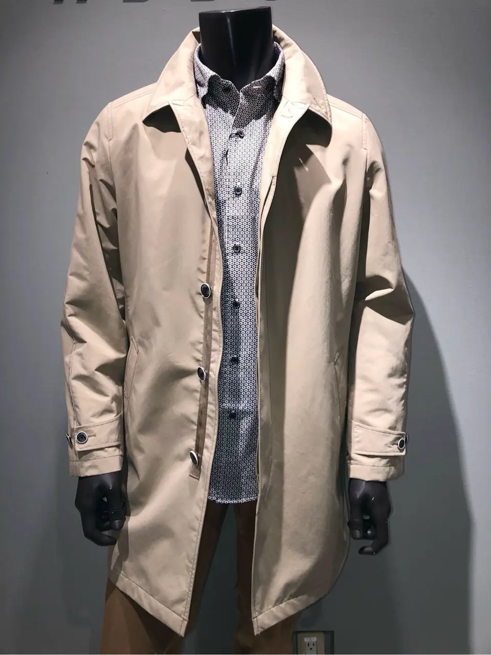 JOSEPH ABBOUD 川田 コーディネート画像