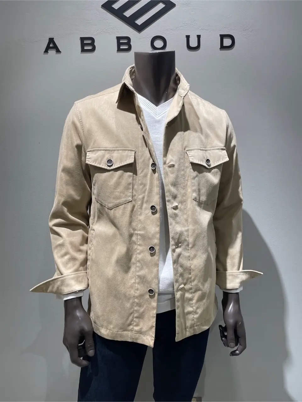 JOSEPH ABBOUD 伊津野 コーディネート画像