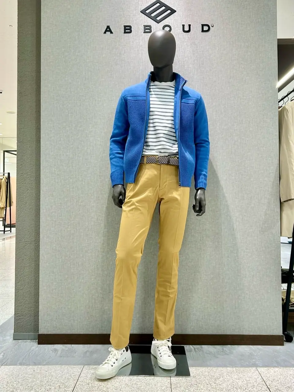 JOSEPH ABBOUD 上田 コーディネート画像