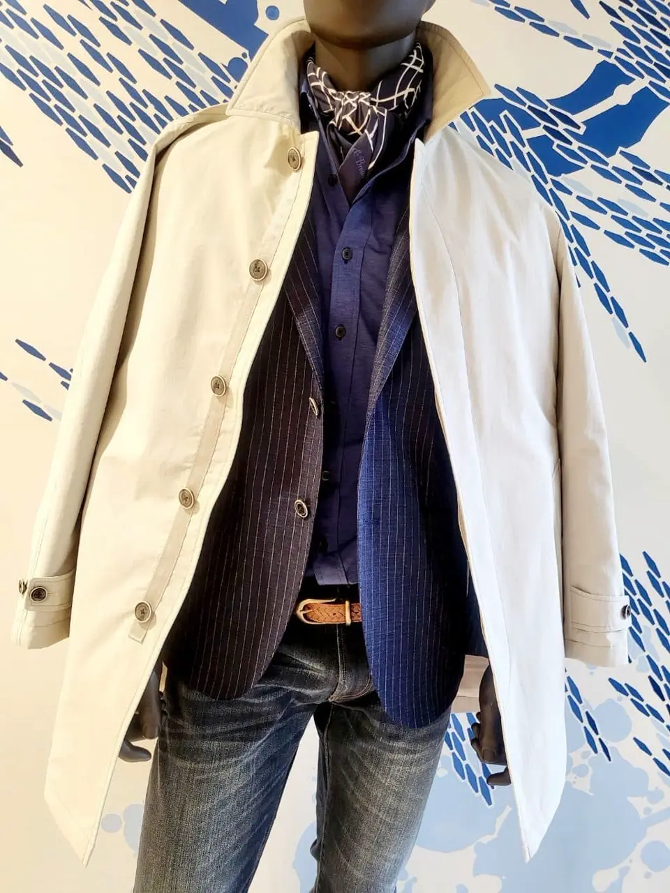 JOSEPH ABBOUD 亀井 コーディネート画像
