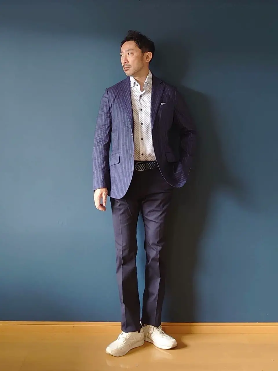 JOSEPH ABBOUD 安東 コーディネート画像