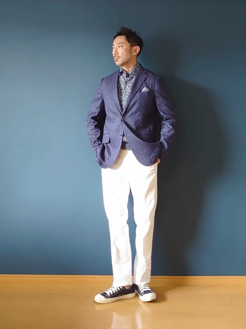 JOSEPH ABBOUD 安東 コーディネート画像