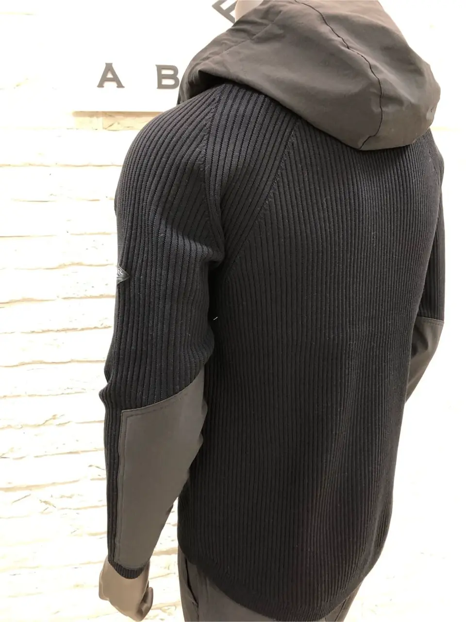 JOSEPH ABBOUD 山口 コーディネート画像