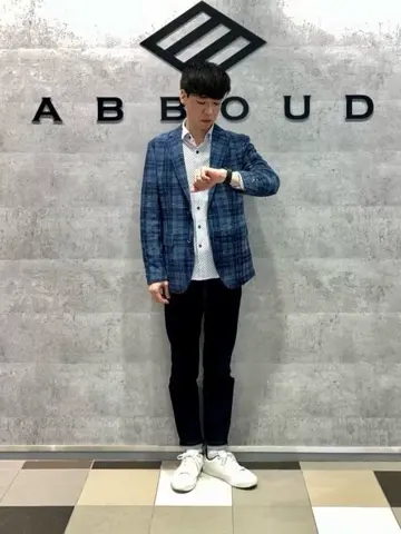 JOSEPH ABBOUD 足立 コーディネート画像