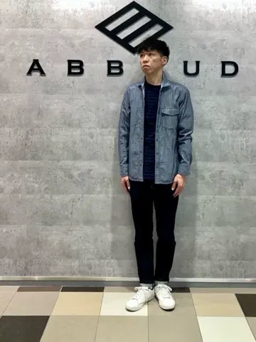 JOSEPH ABBOUD 足立 コーディネート画像