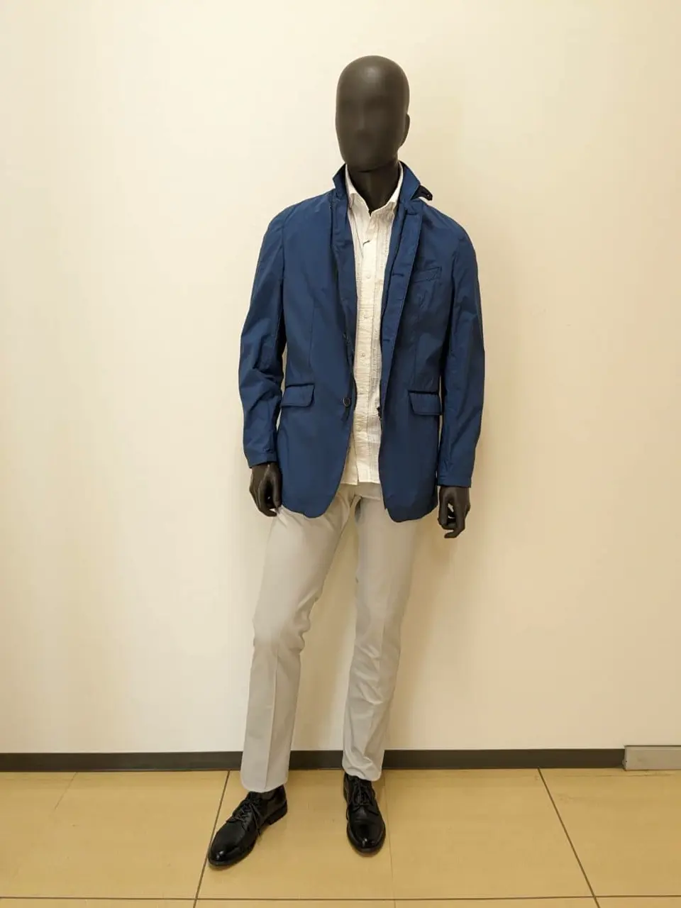 JOSEPH ABBOUD 大久 コーディネート画像