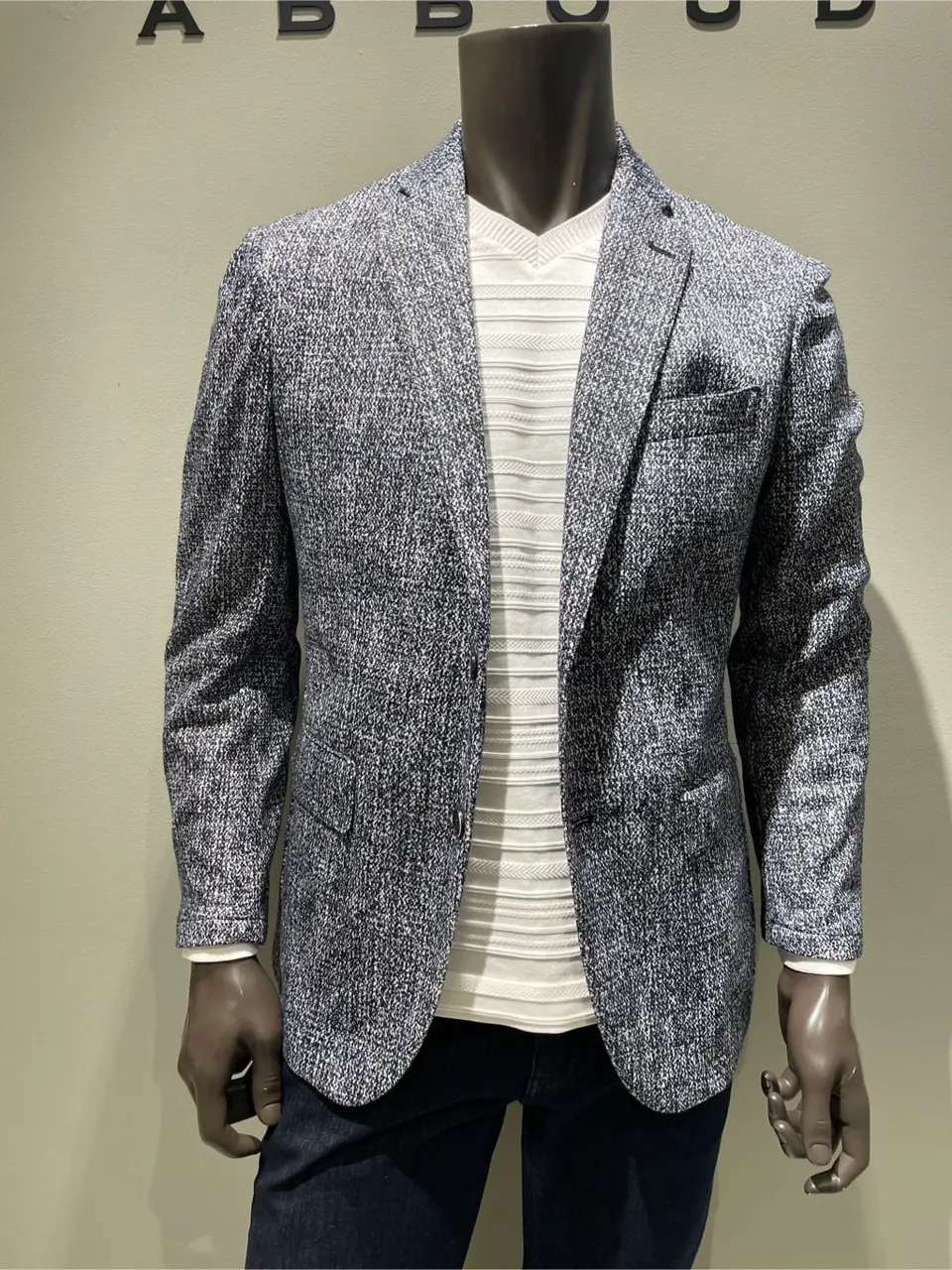 JOSEPH ABBOUD 伊津野 コーディネート画像