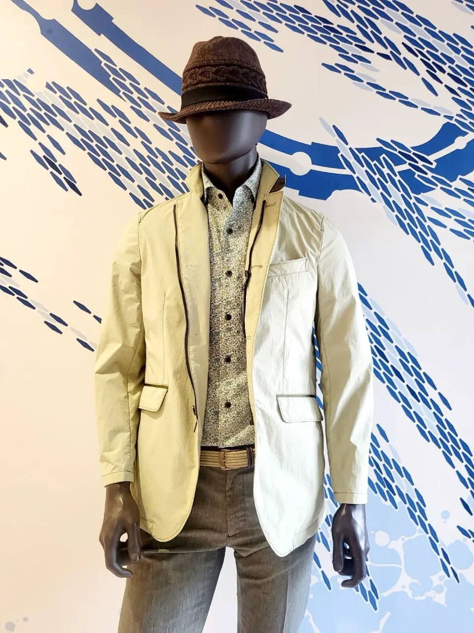 JOSEPH ABBOUD 亀井 コーディネート画像